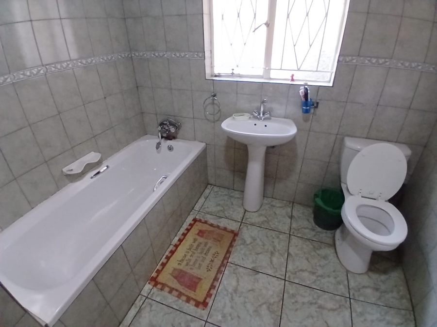 5 Bedroom Property for Sale in Kuruman Northern Cape